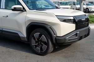 Voiture électrique B Y D Le opa rd Titan ium 3 4WD Ultra - Product Image 6