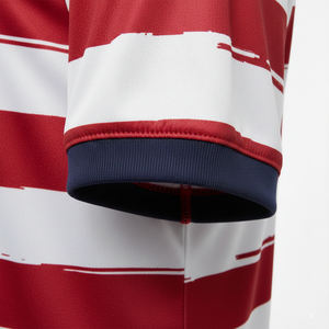 Ensemble uniforme de football personnalisé pour hommes, en polyester léger et respirant, imprimé numériquement par transfert thermique, idéal pour l'été – Vente en gros - Product Image 5