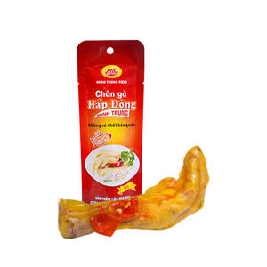 Patas de Pollo Picantes Hoa Binh para Adultos y Niños, Comida Envasada con 6 Meses de Duración, Comida de Moda Minh Trung - Product Image 1
