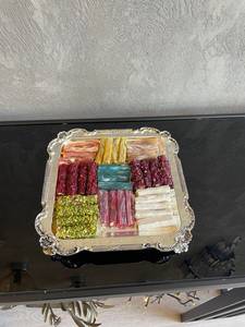 Bandeja de Servir Cuadrada de Aluminio y Latón, Ideal para Presentar Postres, Dulces y Bocadillos, Plato Decorativo Tradicional - Product Image 6