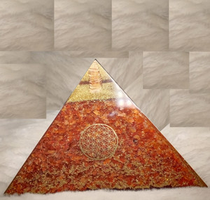 ขายร้อนขนาดใหญ่คุณภาพระดับพรีเมียมอาเกตสีแดงออร์กอนพีระมิดชิปอัญมณีธรรมชาติเรซิ่นออร์กอนไนต์พีระมิดขายส่ง - Product Image 5