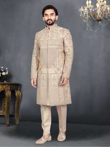 Traje de hombre Sherwani para boda festiva con cuello mandarín, diseño Cyber Jaal, sin arrugas, base de seda Vergo premium y cuentas de cristal tonales. - Product Image 1