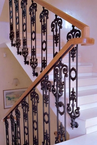Rampe de balcon en aluminium résistant aux intempéries pour l'approvisionnement B2B, balustrade moderne en fer pour villa, pont sans cadre monté au sol pour écoles et bureaux - Product Image 3