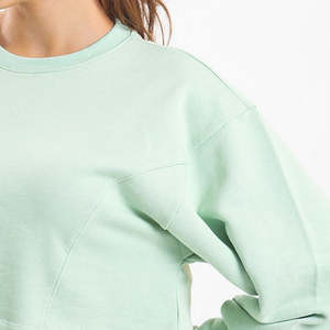 เสื้อสเวตเชิ้ตผู้ชายคุณภาพดี น้ำหนักเบา แบบคอเต่า แขนยาว ทรงพูลโอเวอร์ บริการ OEM - Product Image 3