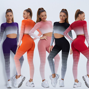 Ensemble de yoga côtelé sans couture pour femme à manches longues, tenue de sport deux pièces, vente chaude - Product Image 1
