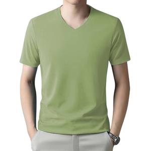 เสื้อยืดคอวีผู้ชายผ้าฝ้ายจากโรงงานโดยตรง ระบายอากาศได้ดี สไตล์ลำลอง สตรีทแวร์ รับผลิตแบรนด์ส่วนตัว - Product Image 6