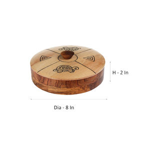 Olla de madera hecha a mano con tapa Diseño tradicional Ideal para servir comidas calientes y almacenar Perfecto para la cocina del hogar Esencial - Product Image 2