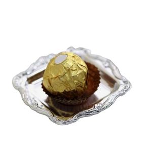Plateau de service au chocolat de taille mini au design luxueux plateau de service au chocolat en argenterie de qualité de luxe par le monde du métal indien - Product Image 1