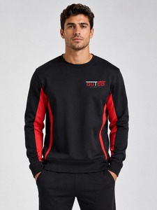Sudadera premium para hombre que combina tela de felpa suave, diseño moderno y artesanía duradera para una comodidad duradera y con estilo. - Product Image 1