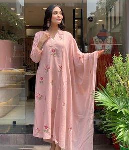 Pink Slub Cotton Embroidered Indian Pakistani Set <b>Women</b> <b>Kurta</b> Pantuva with Dupatta Floral Ethnic Wear - Product Image 1