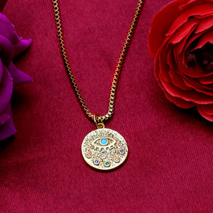 Collar con Colgante de Ojo Turco Chapado en Oro de Plata Esterlina 925, Medallón Redondo Texturizado con Circonitas Cúbicas Coloridas y Turquesa, Joyería al por Mayor - Product Image 4
