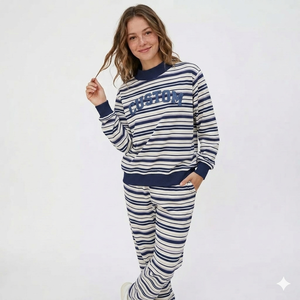 Suéter Oversize de Cuello Alto para Mujer, Estilo Casual Urbano, Mezcla de Algodón Grueso, Silueta Relajada, Producción al por Mayor - Product Image 1
