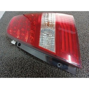 Feu arrière droit combiné Sorento 2006-2009, d'occasion, pièce d'origine (OEM) 924023E500 - Product Image 2