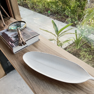 Leaf Shape Ceramic <b>Decorative</b> <b>Plate</b> Handmade Minimalist Design Engraved Plant Pattern White Color - Product Image 5