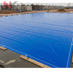 Bâche en PE robuste et imperméable pour chantier de construction, idéale pour la protection contre l'humidité du ciment et la couverture des surfaces. - Product Image 4