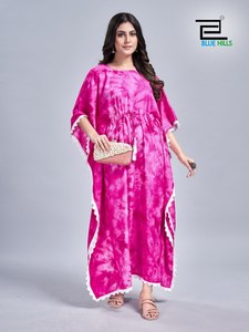NOIIR PIGEON Vestido largo de rayón con estampado Tie Dye para mujer, estilo casual, con borde de encaje, cinturón ajustable, sin arrugas - Product Image 1