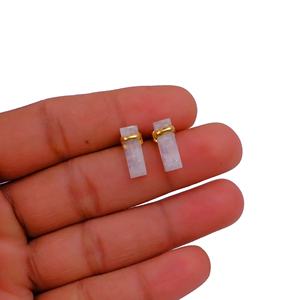 Pendientes de Barra Rectangular de Piedra Lunar Arcoíris, Chapados en Oro sobre Latón, Hechos a Mano, Joyería de Piedras Preciosas Geométricas Minimalistas de Moda - Product Image 3