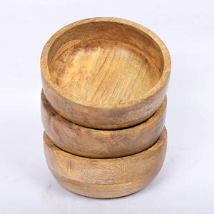 Ensemble de 3 bols en bois faits à la main pour mariage, avec revêtement rose, bleu et blanc sur plateau en bois, design minimaliste pour servir les aliments et offrir en cadeau - Product Image 5