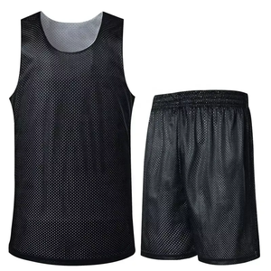 Conjunto de Uniforme de Baloncesto de Diseño Personalizado, Jersey y Pantalones Cortos de Malla de Poliéster Antibacterianos, Ropa Deportiva Transpirable para Equipos - Product Image 2