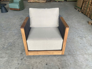 Fauteuil de salon d'extérieur rembourré, chaise de patio avec cadre en bois et cordage, pour jardin, hôtel, balcon - Product Image 1