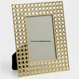 Eye Catching Look Luxurious Design High Grade <b>Gold</b> Plated Heavy Duty Metal Made <b>Photo</b> <b>Frame</b> Home Decoration Supplies From India - Product Image 4