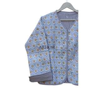 เสื้อโค้ทผ้าฝ้ายถักลายดอกไม้แบบสั้น บุผ้าแบบควิลท์ ติดกระดุมลายทาง ทอแบบระบายอากาศ มีกระเป๋า สำหรับฤดูใบไม้ร่วงและฤดูหนาว - Product Image 3