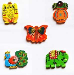 Aimant de réfrigérateur en bois fait main, design animal Art Déco, pour la rentrée scolaire et le baptême - Product Image 4