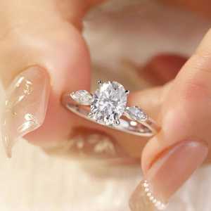 Precioso Anillo de Tres Piedras de Moissanita con Corte Oval y Marquise de 1 Quilate para Mujer, Plata de Ley 925, Regalo de Boda para Novia - Product Image 2