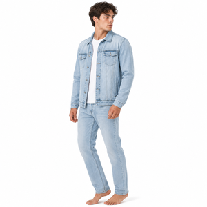 Chaqueta vaquera para hombre diseñada con una estructura clásica de mezclilla resistente y cómoda de llevar para un estilo versátil en salidas informales. - Product Image 5