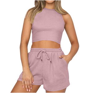 Ensemble 2 pièces tricoté pour femme : crop top et short, couleur unie, tenue décontractée d'été, sans manches, col rond, respirant, en coton et élasthanne - Product Image 1