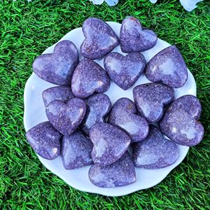 Cœur en Lépidolite Naturelle Gravé Violet – Pierre de Guérison de Luxe pour Reiki, Méditation, Énergie et Décoration – Vente en Gros - Product Image 2