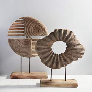 Statue abstraite ronde en bois avec base en fer, sculpture d'animal en fonte, ornement décoratif moderne pour la maison, le bureau ou le bureau à domicile, art décoratif. - Product Image 5