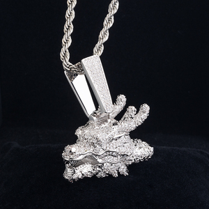 Collier Pendentif Dragon en Argent 925 et Moissanite pour Homme, Style Hip Hop Gothique, Bijou Léger et Imposant, Dragon Chinois Sertie de Pierres - Product Image 1