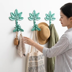 Porte-manteau mural en fonte Ba Aqua Green, design abeille, rustique, décoratif, fait main, crochets en métal pour la maison et la salle de bain - Product Image 2