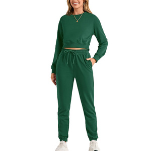 Conjunto Deportivo Corto Personalizado para Mujer, Chándal de Algodón Suave, Ropa Deportiva Informal, Proveedor Mayorista de Pakistán - Product Image 1