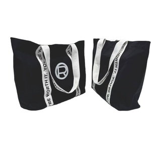 High Quality 12oz Canvas Tote <b>Bags</b> with <b>Zipper</b> Closure Customized Color & Logo Fashionable <b>Shopping</b> <b>Bags</b> for Outdoor Use - Product Image 1
