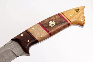 Cuchillo de caza de hoja fija Tang completa de acero de Damasco hecho a mano personalizado con Funda de cuero - Product Image 5