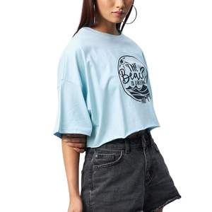 T-shirt court personnalisé pour femme avec logo, imprimé graphique, en coton, style décontracté streetwear, tie-dye, vente en gros OEM - Product Image 5