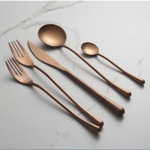 Ensemble de couverts en acier inoxydable cuivre mat |   Collection de couverts à manche fin en bronze or rose - Product Image 3