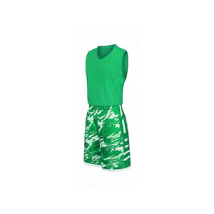 Ensemble de maillots de basket-ball unisexes personnalisés sublimés sans manches à col en V, imprimé camouflage violet, séchage rapide, vêtements de sport d'été - Product Image 5