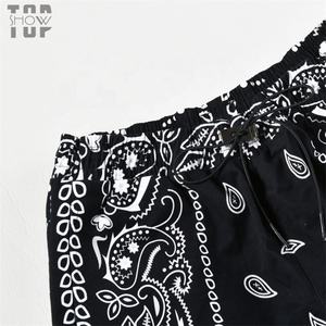 Shorts cargo pour homme, imprimé paisley noir, taille élastique, séchage rapide, style bermuda, décontractés - Product Image 4