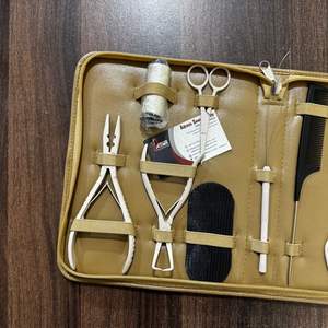 Kit d'outils professionnel pour extensions capillaires en acier inoxydable de qualité supérieure, couleur nude marron, avec étui, rasoir et pot à perles – Vente chaude - Product Image 3