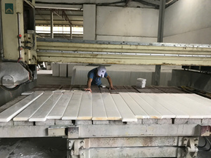 Bloque de Mármol de Calcita 100% Natural, Blanco Lechoso, Procesado en Fábrica, Pulido, Aterciopelado, Impermeable, Duradero y Ecológico para Escaleras - Product Image 3