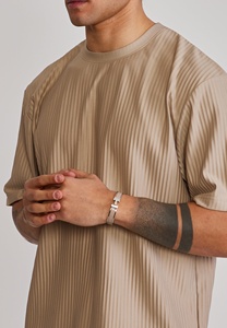 Camiseta de Hombre de Alta Calidad con Logotipo Personalizado, Impresión Frontal por Transferencia de Calor, Secado Rápido, Estilo Casual, Corte Holgado, 180 Gramos, Color Sólido - Product Image 2