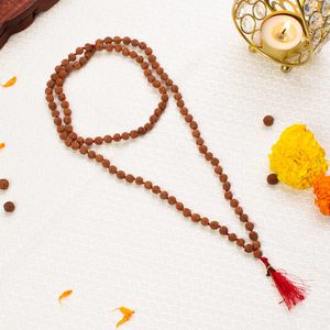 Collar Mala de 108 Cuentas de Sándalo Natural y Plata Tibetana, Anudado a Mano, con Borla de Seda, Regalo Religioso para Meditación, Unisex, Clásico - Product Image 1