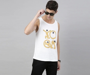Camiseta sin mangas de algodón blanca para hombre con estampado de yoga amarillo, cuello redondo, diseño transpirable, logo frontal, estilo casual - Product Image 2