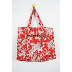 Bolso Tote Grande de Algodón Multicolor a Rayas, Acolchado a Mano, para Playa y Compras, con Asa Larga, para Mujer, el Más Vendido, de Rajastha - Product Image 1