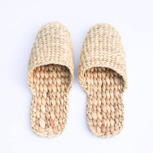 Maletín de Cuero Genuino Premium para Hombre – Con Elegante y Sofisticada Hebilla Dorada y Cierre de Cremallera de Cuero Vacuno - Product Image 1