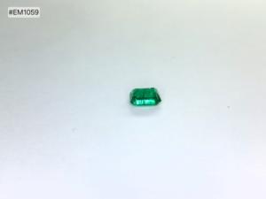 Esmeralda Zambiana Octogonal 100% Natural de Alta Calidad, 1.7CT, Color Verde Intenso, Gema Suelta para Diseño de Joyería, Anillos y Colgantes - Product Image 3