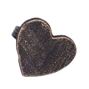 METAL <b>HEART</b> DESIGNER NAPKIN RING PARTY WARE TABLE DECORATIVE NAPKIN TISSUE RING HAND <b>CRAFTED</b> TABLE DECORATIVE - Product Image 1